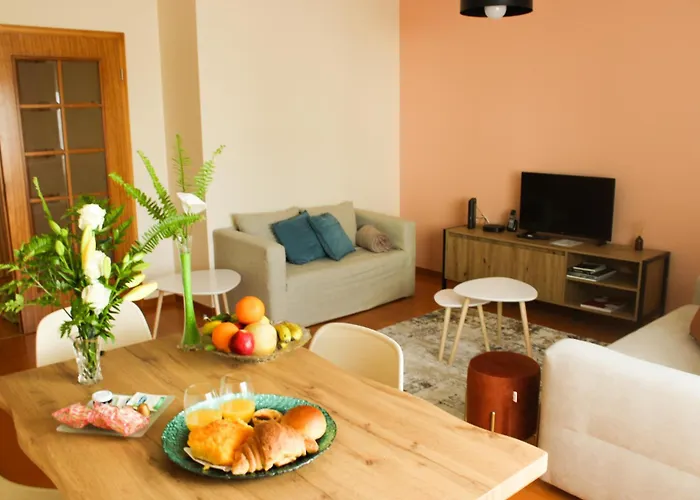 Primas Place Διαμέρισμα Πόντα Ντελγκάντα